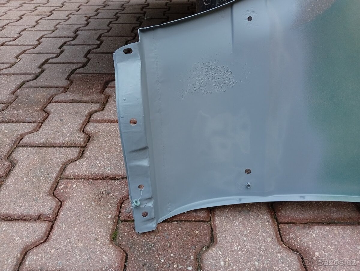 BMW E32 - přední blatníky - 5