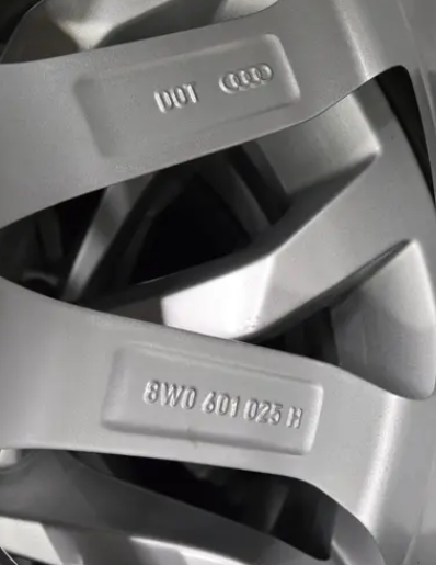 ZIMNÍ SADA AUDI A4 B9 18" ET40 5X112 245/45 R18 - 5