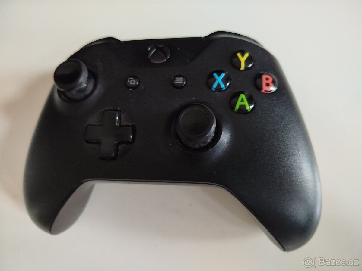Xbox One X, ovladač s aku, 12 her pro teenagery - 5