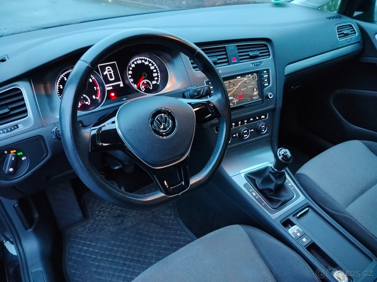 Volkswagen Golf 1.2TSi 81kW LED Navi Alu - 5