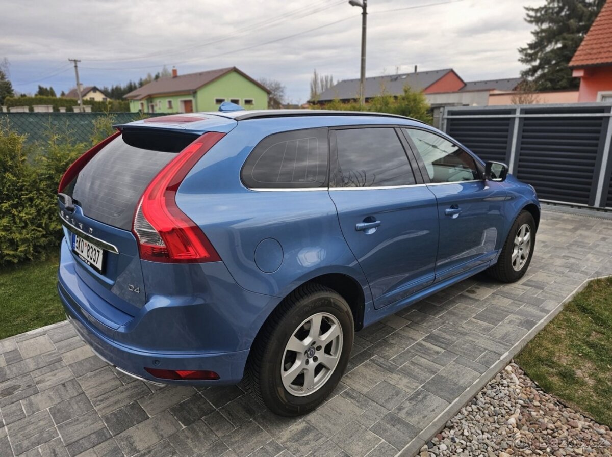Prodávám Volvo XC60 D4 140 Kw - 5
