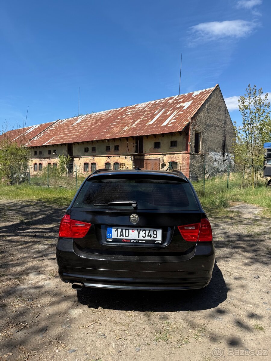 BMW e91 2.0D 105kw 2011 - 5