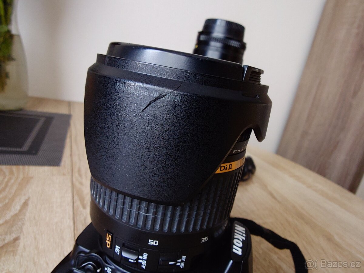 Nikon D7000+ Nikon 75-300+ příslušenství - 5