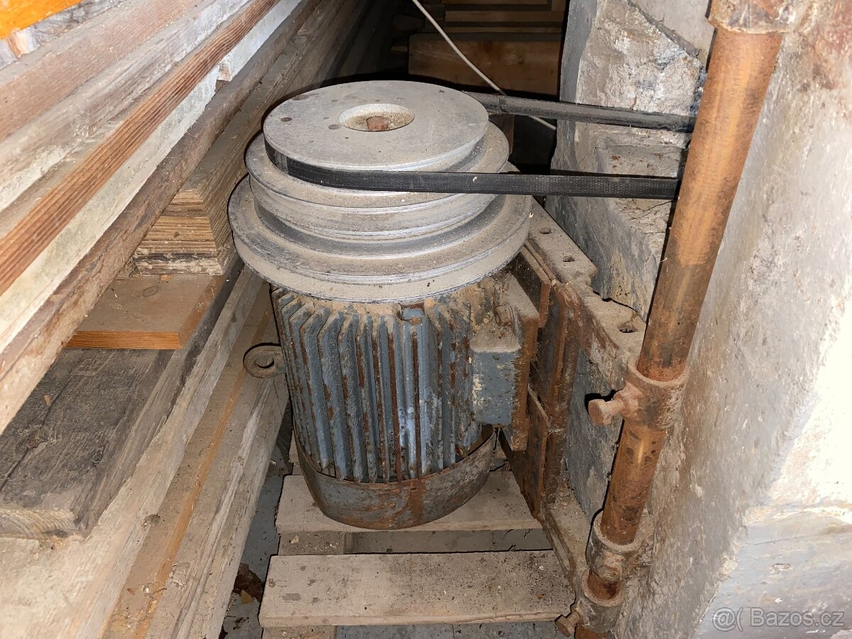 AKCE LÉTO -50% - Spodní frezka - 5