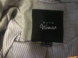 Nádherný světle šedý dámský kabát vel. 38 - 5