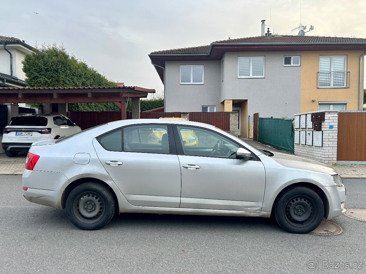 Škoda Octavia 1.6TDI 77KW 2013 DSG / KLIMATIZACE/ - 5