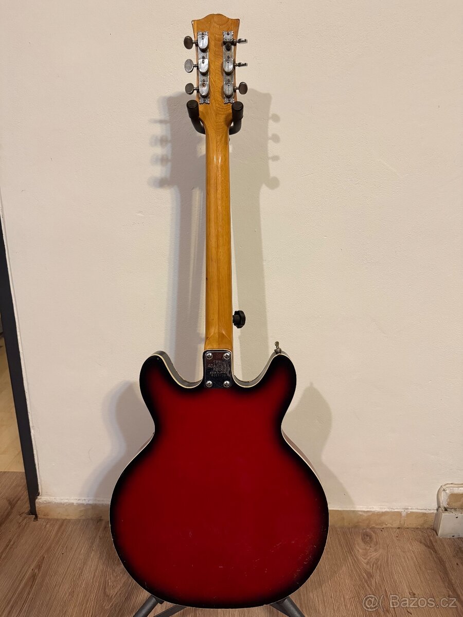 Japonská lubová elektrická kytara Aria - 5