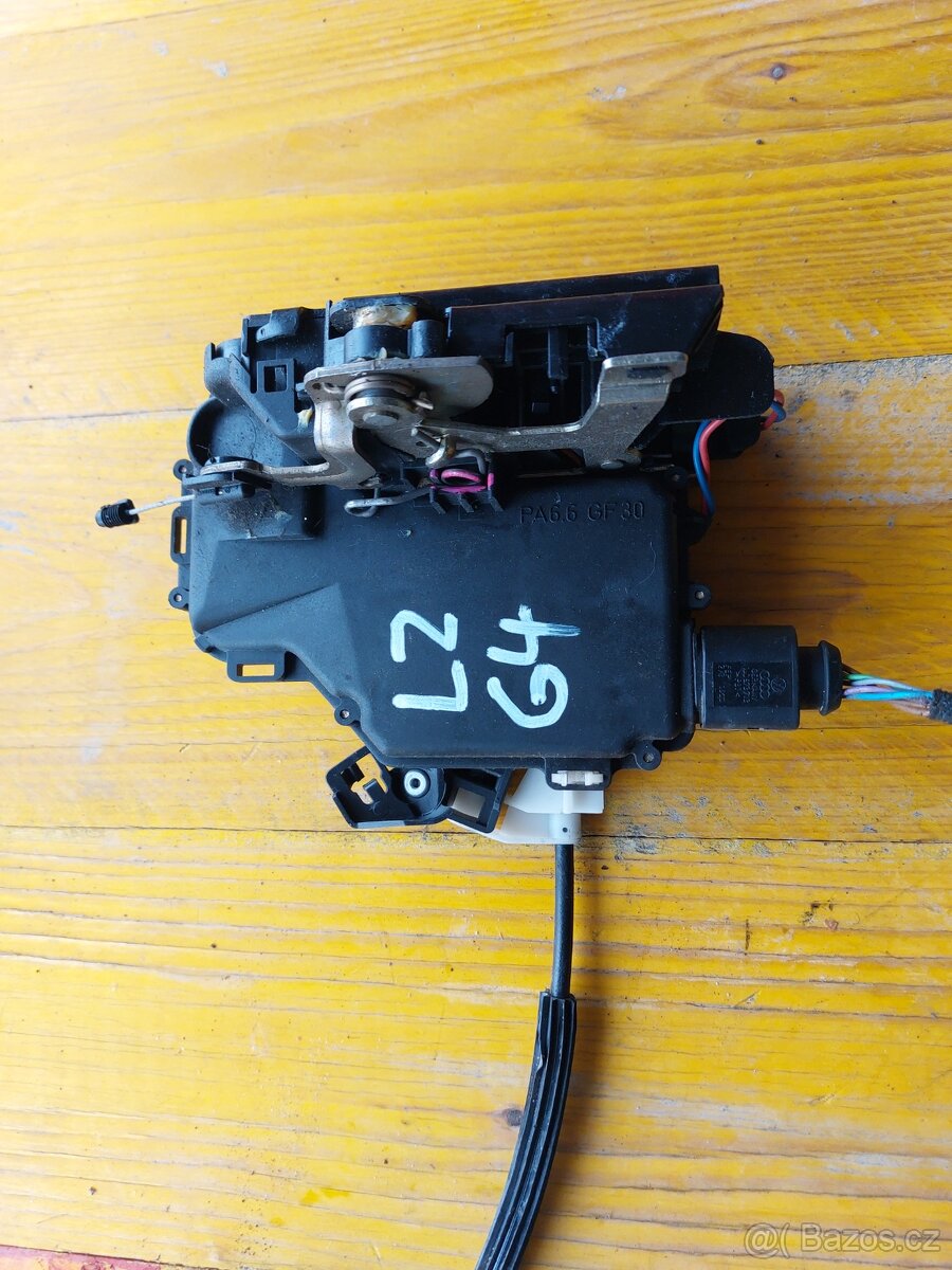 Zámek dveří Golf 4 - 5