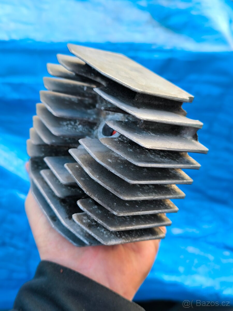 Hlava Babetta 210 - 5