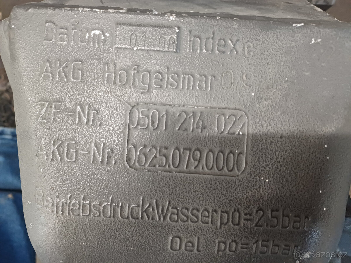 chladič intarderu DAF - MAN - 5