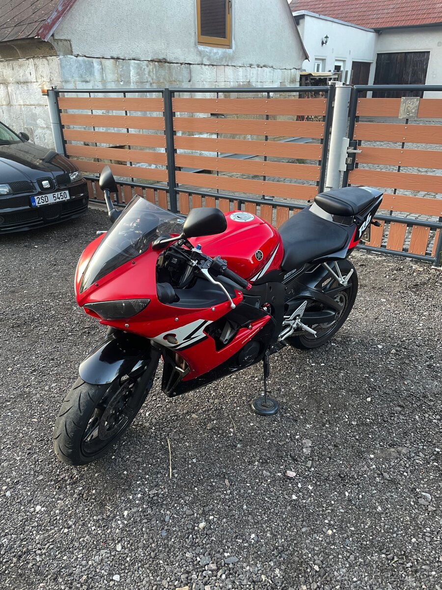 Yamaha YZF-R6 2004 / A2 - 5