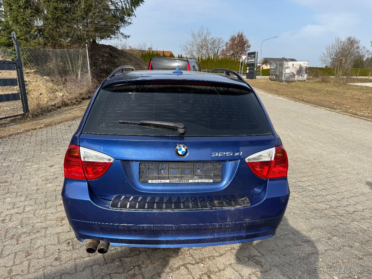 BMW 325 Xi Touring - 5