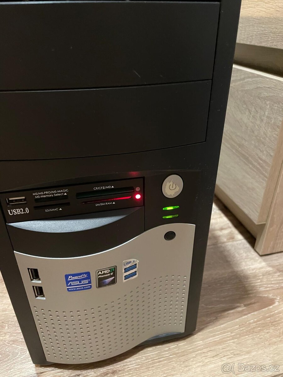 PC AMD Phenom x4 II 3,2GHz, RAM 8GB, SSD +HDD disk - 5