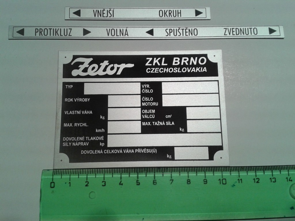 sada štítků Zetor 2011-5611 a další - 5