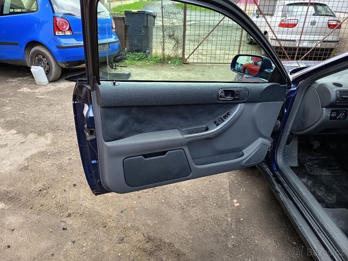 Audi A3 1.6 e.v 98 - 5