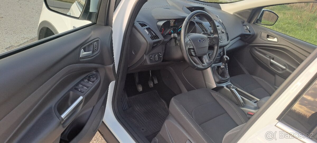 FORD KUGA 2,0TDCI AWD - 5