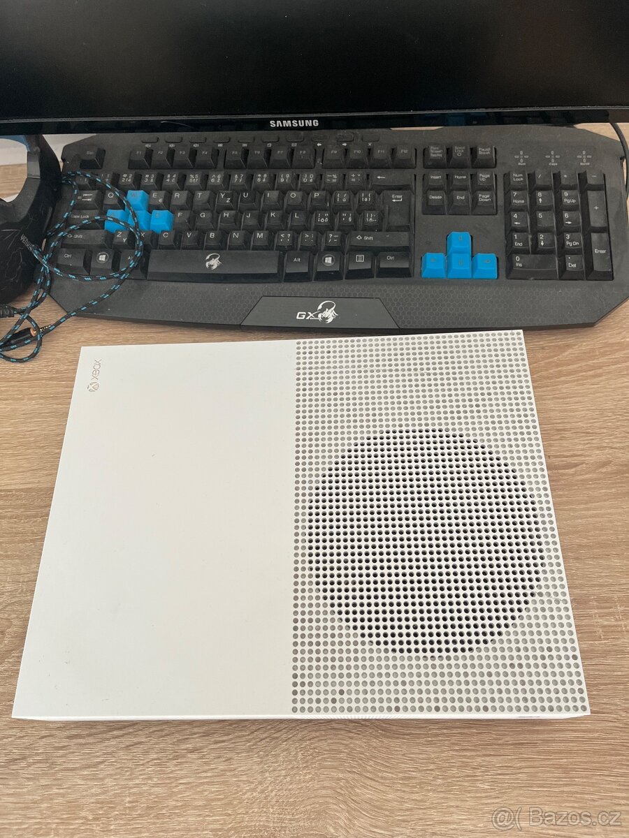 Xbox one S - 5