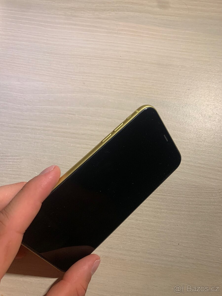 iPhone 11 128 GB – Žlutý – Perfektní stav - 5