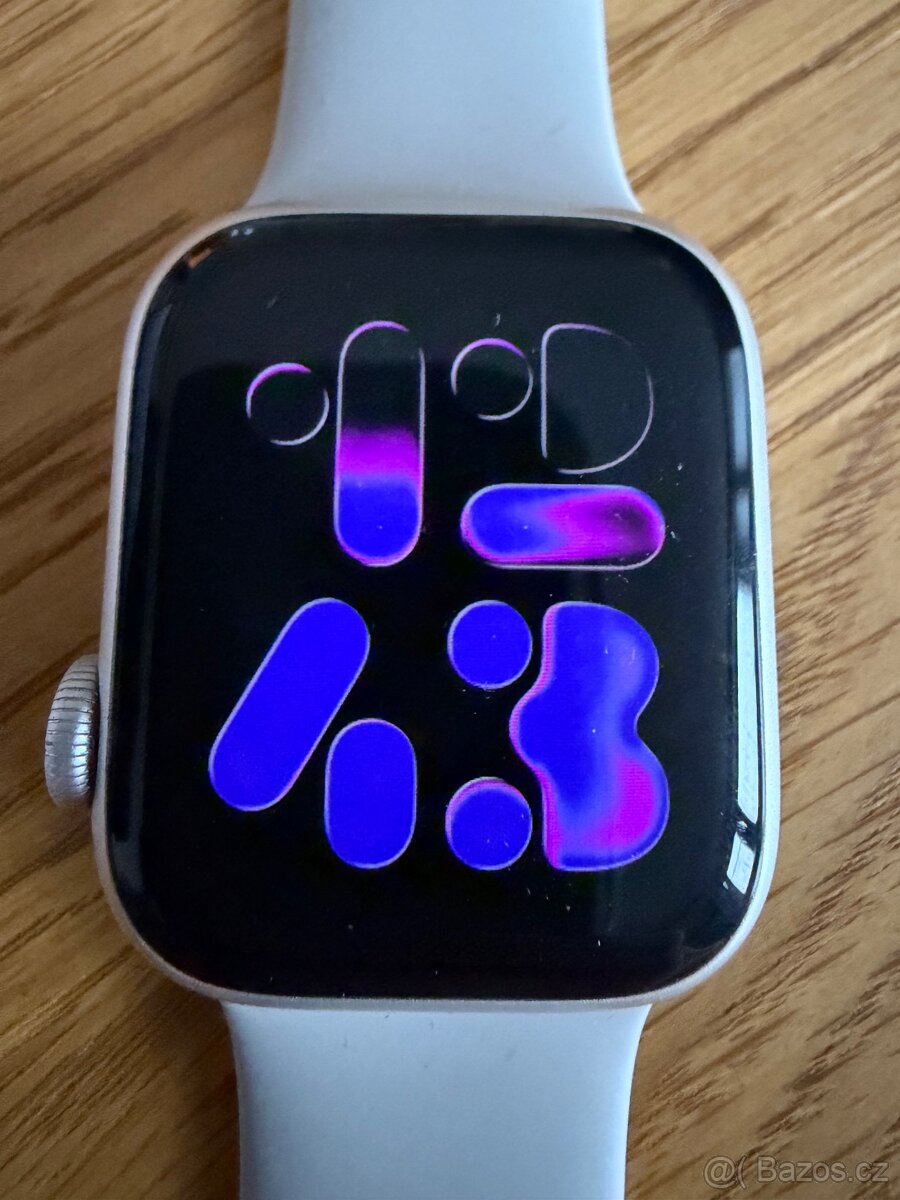 Apple Watch 8 41mm Starlight + 2 řemínky - 5