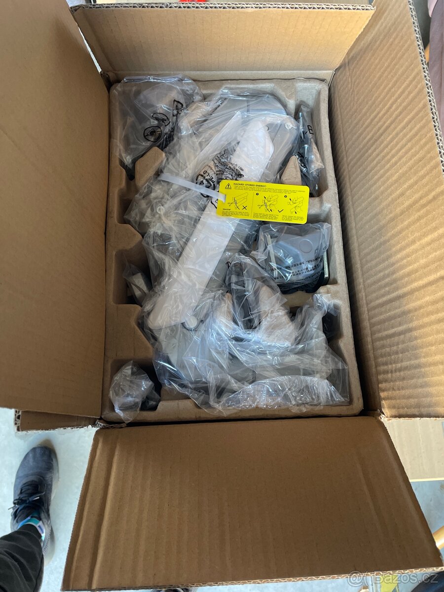 Držák na dva monitory - 5