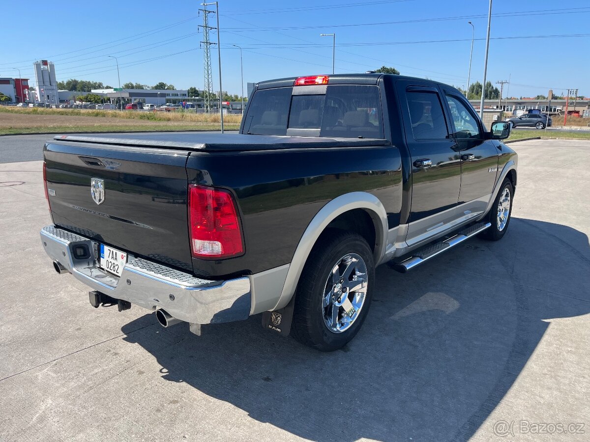 Dodge Ram 1500 V8 5.7 HEMI - LARAMIE