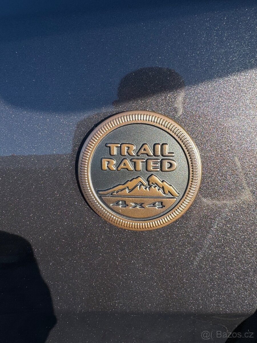 Jeep Grand Cherokee wk2 - 5