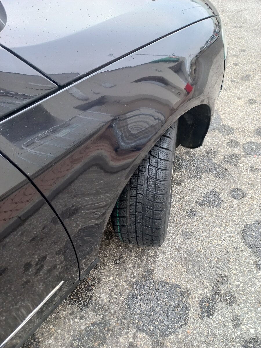 Volkswagen Pasat sedan 1.9 TDI 77 KW - 5