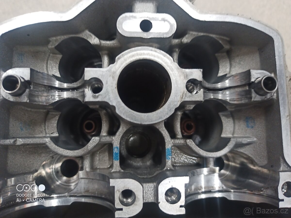 SUZUKI RMZ250 - 5
