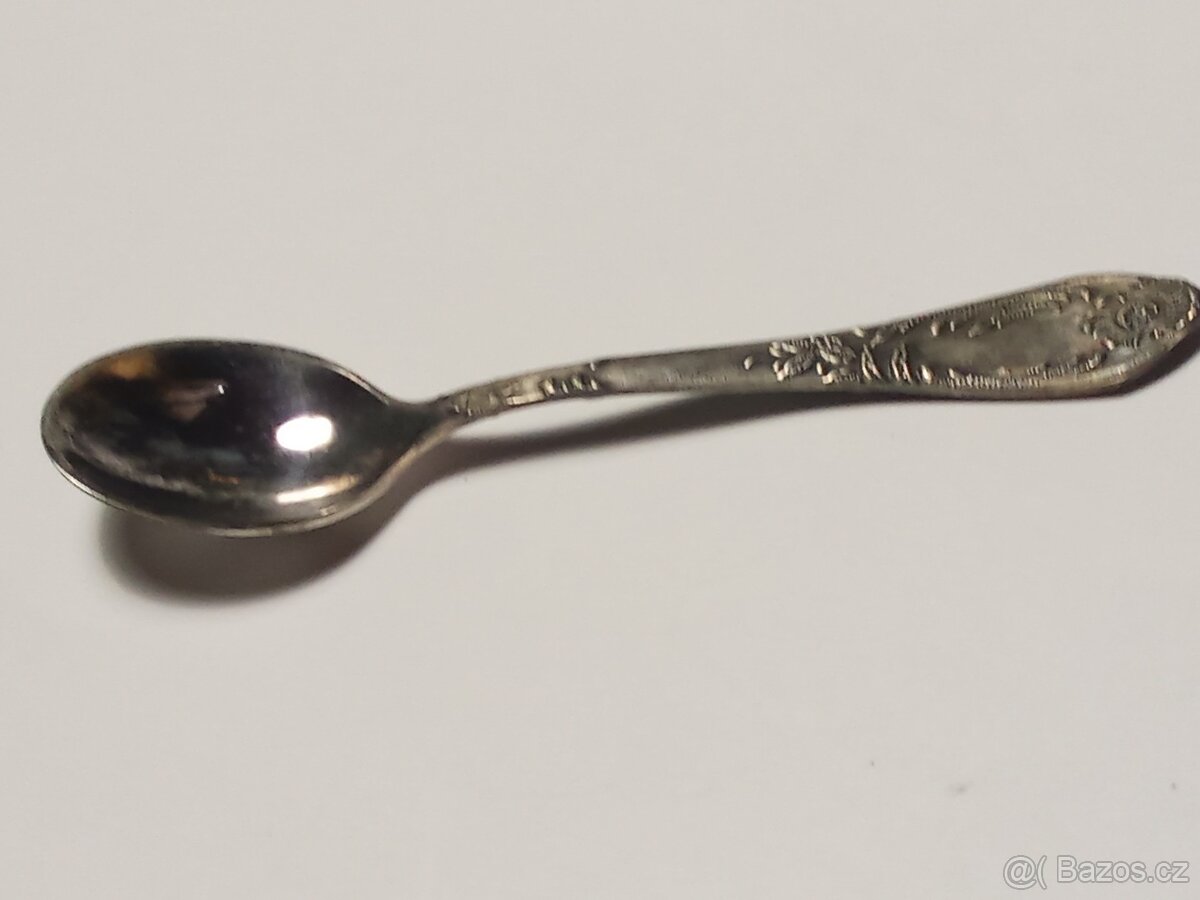 Stříbrné lžičky - 5