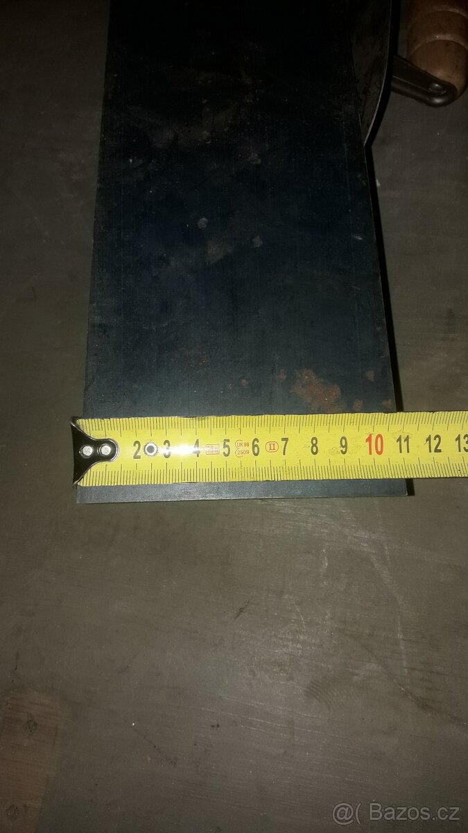 RETRO PŮLKULATÉ HLADÍTKO - 5