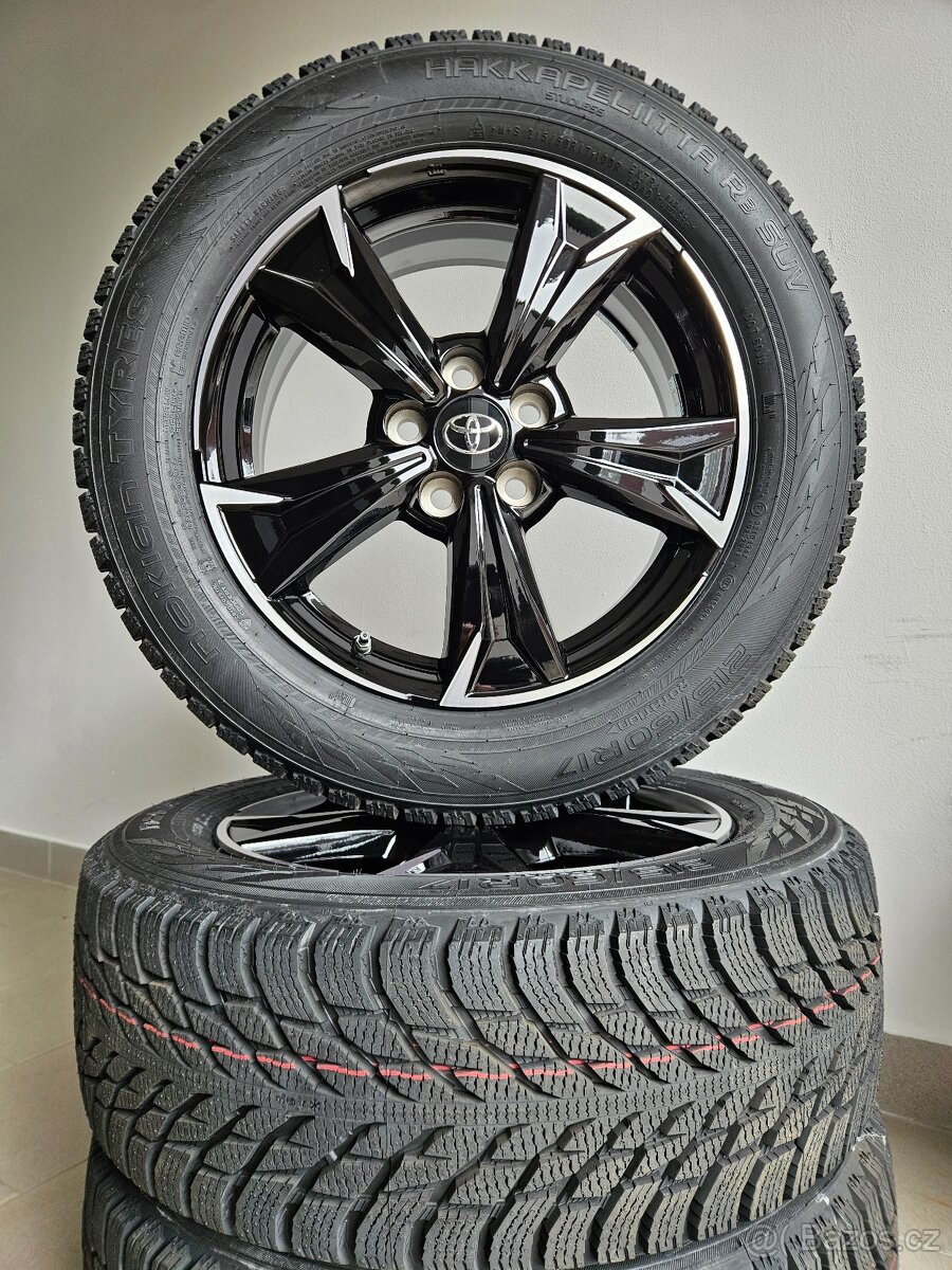 Orig. Toyota 5x114 _ Zimní 215/60/17 - Nové -
