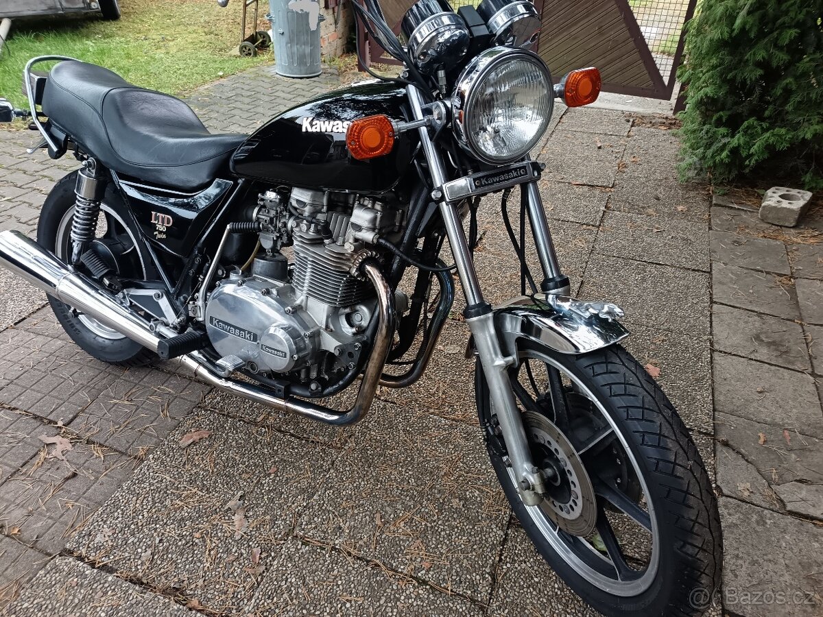 Kawasaki KZ 750 Twin sběratelský vzácný dvouválec youngtimer - 5