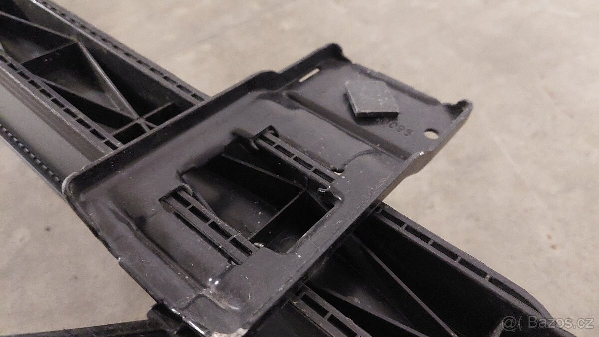 Střešní nosiče kol 2 ks (T-šrouby, klíče) - 5