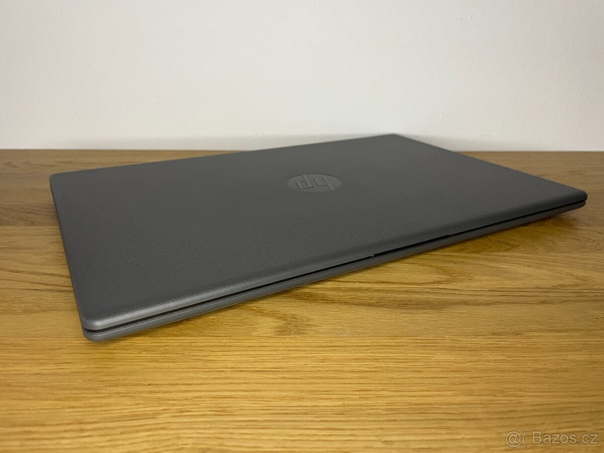 HP 255 G10 AMD R3 7320U 2.4GHz / 8GB / 256GB NVMe černá - 5