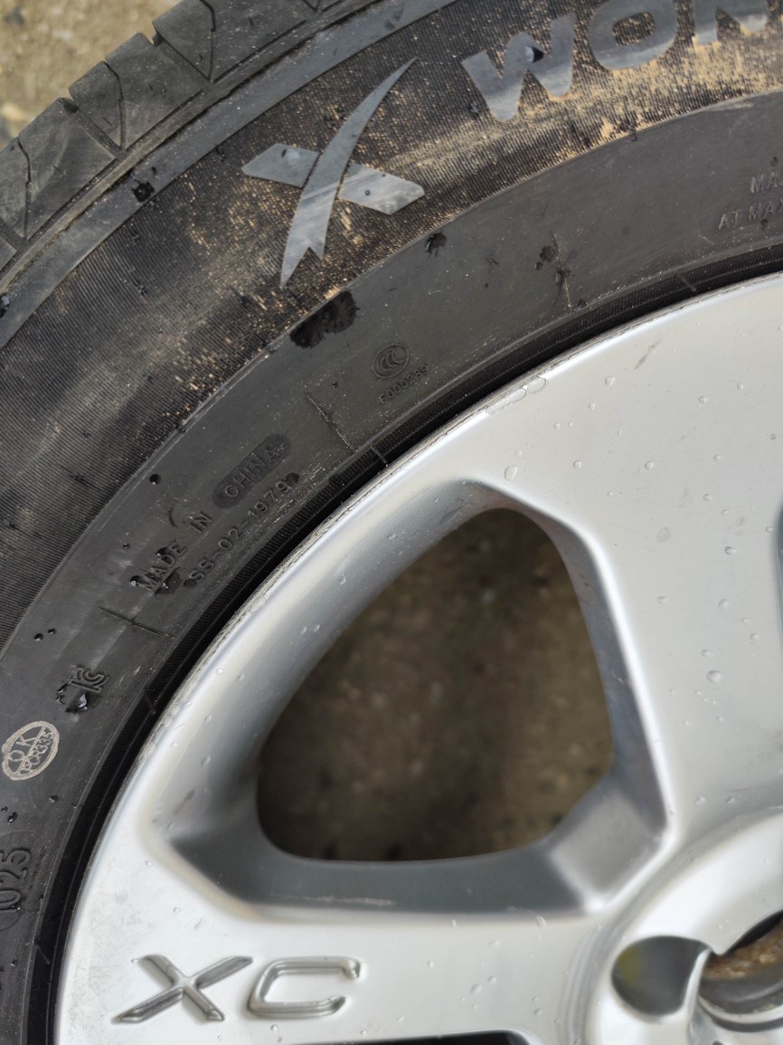 17"letní alu sada Sargas 5x108 origo Volvo XC70 XC60 215/60 - 5