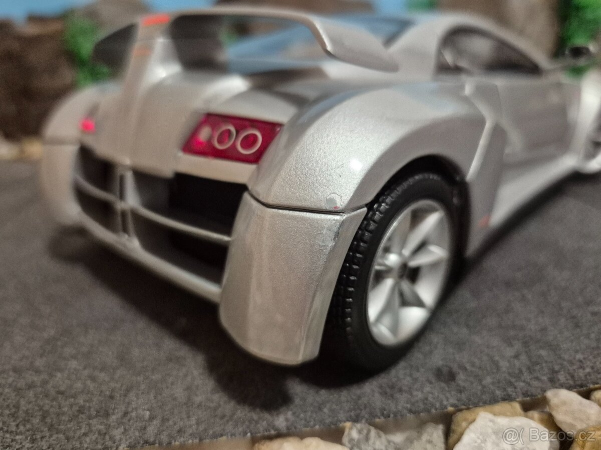 Prodám model 1:18 Prima giugiaro - 5