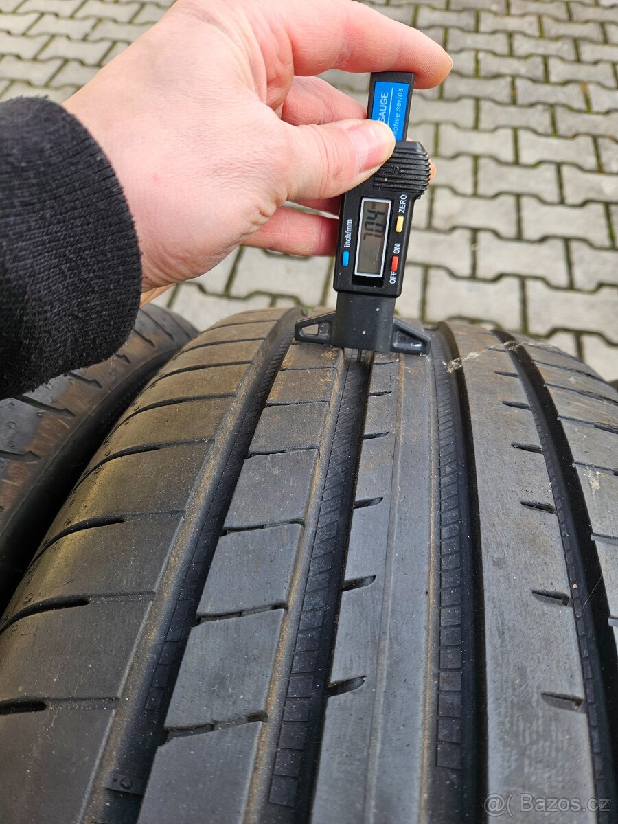 Letní pneumatiky 235/45/19 - 5