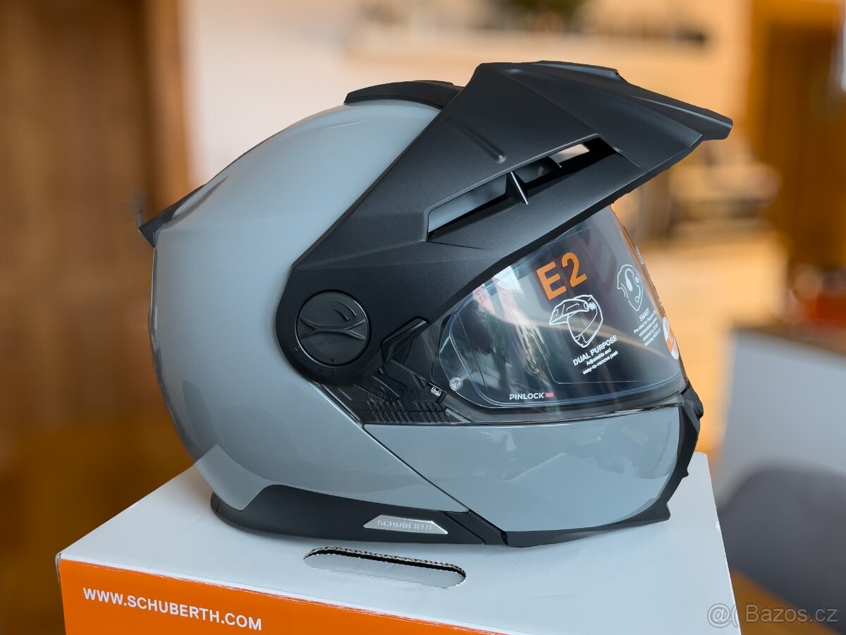 Schuberth E2, velikost 61/XL - 5