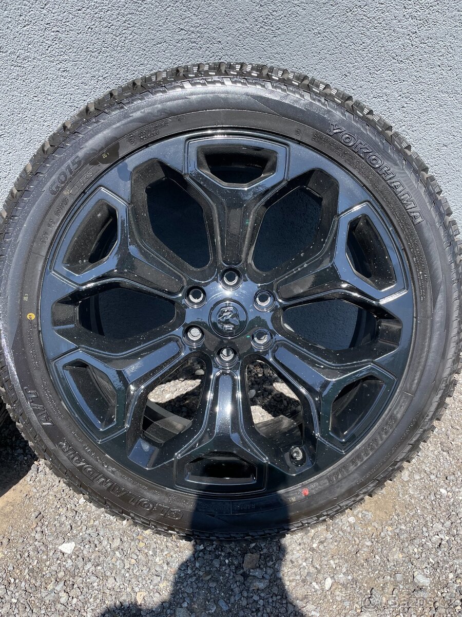 Originál kola Dodge RAM 1500 LIMITED R22