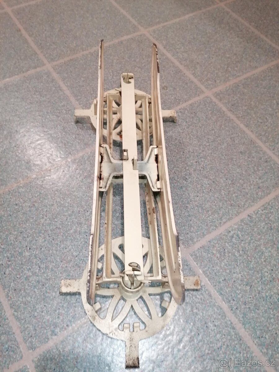 Starožitná kuchyňská váha + kompletní sada závaží - 5