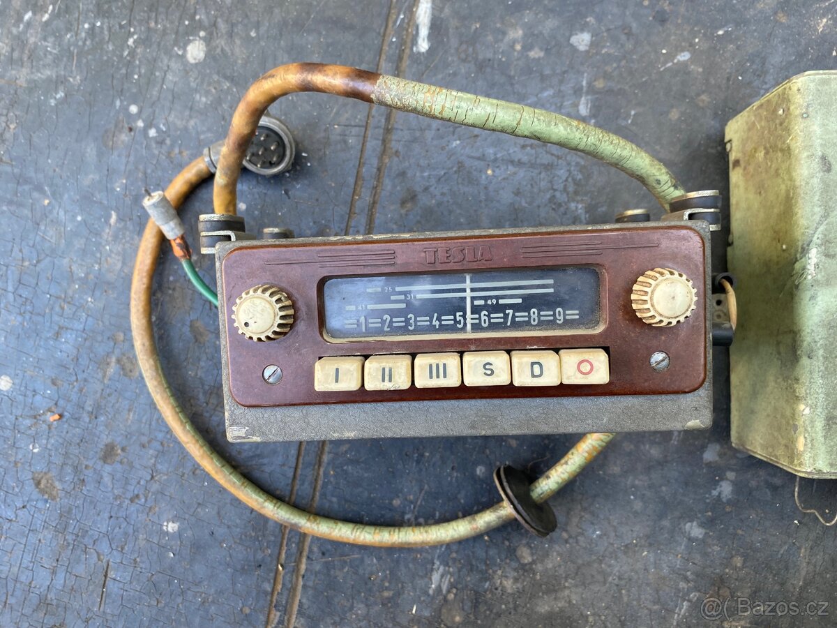 Staré elektronkové autorádio TESLA 2101BV "Orlík" měnič - 5