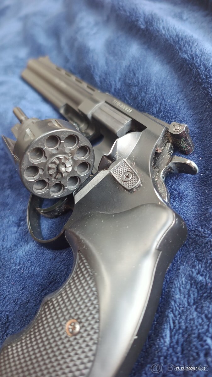 Flobert revolver ATAK ARMS /6\"/ cal. 6mm - 5