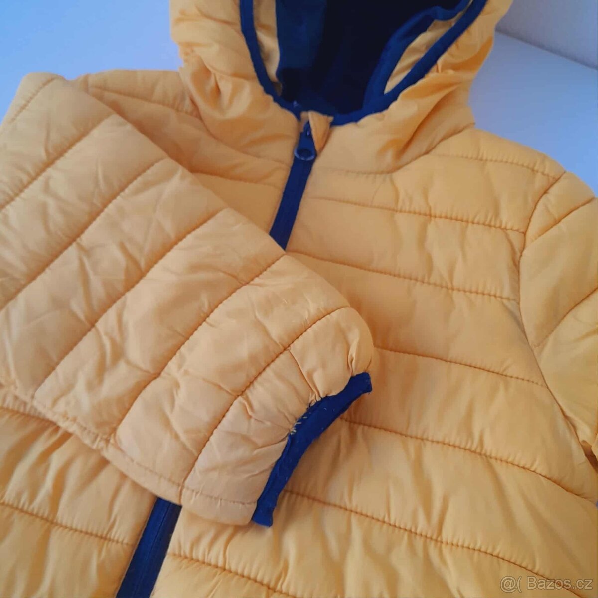 Bunda s kapucí - 5