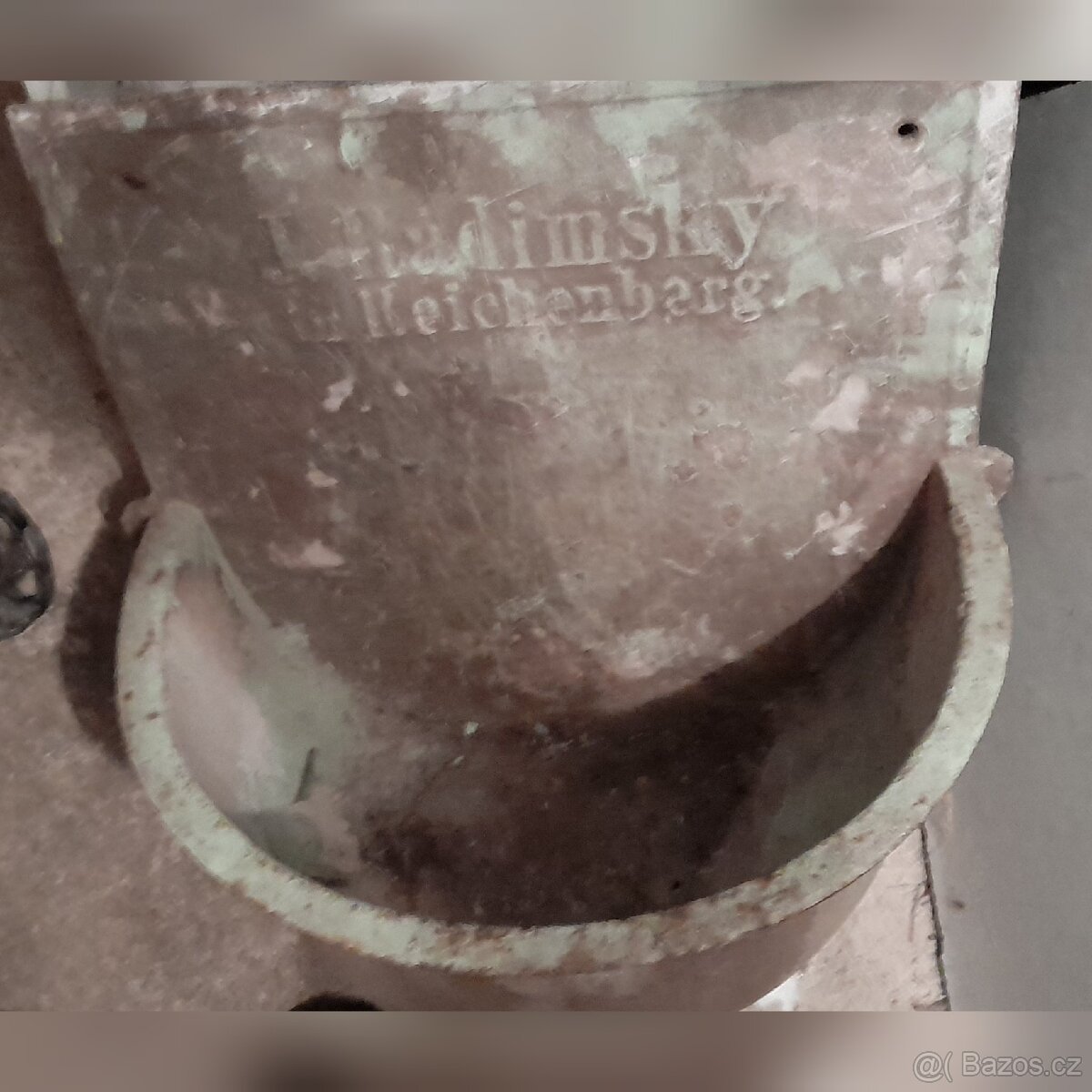 Stará litinová výlevka/umyvadlo - 5