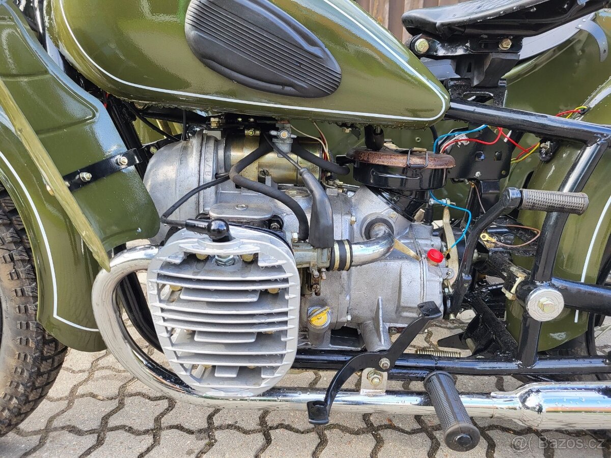 Dněpr,Ural K 750 se sajdou po pěkné renovaci - 5