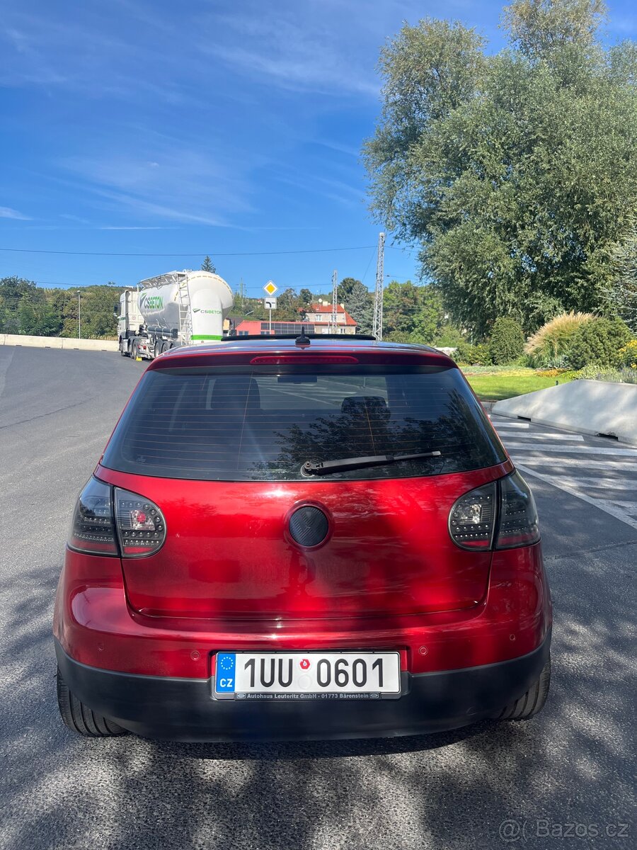 volkswagen golf V 1.6 fsi 85kw 2003 - 5