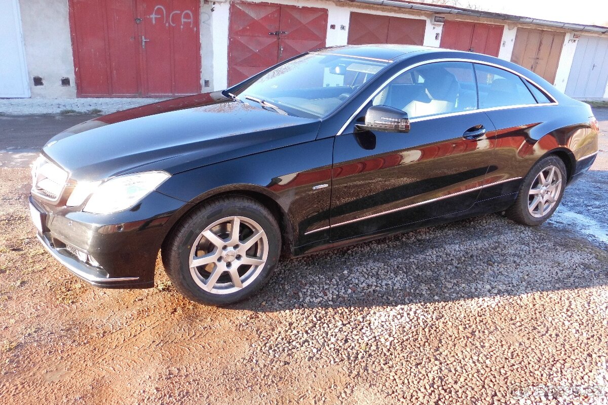 Mercedes-Benz Třídy E 250 kupé, coupe - 5