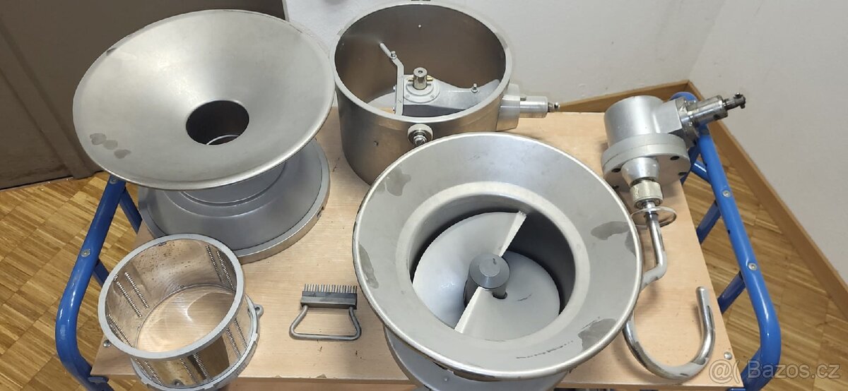 Prodám profi cutter solia - 5
