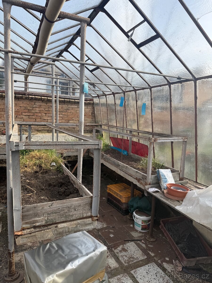 Skleník za odvoz - 5