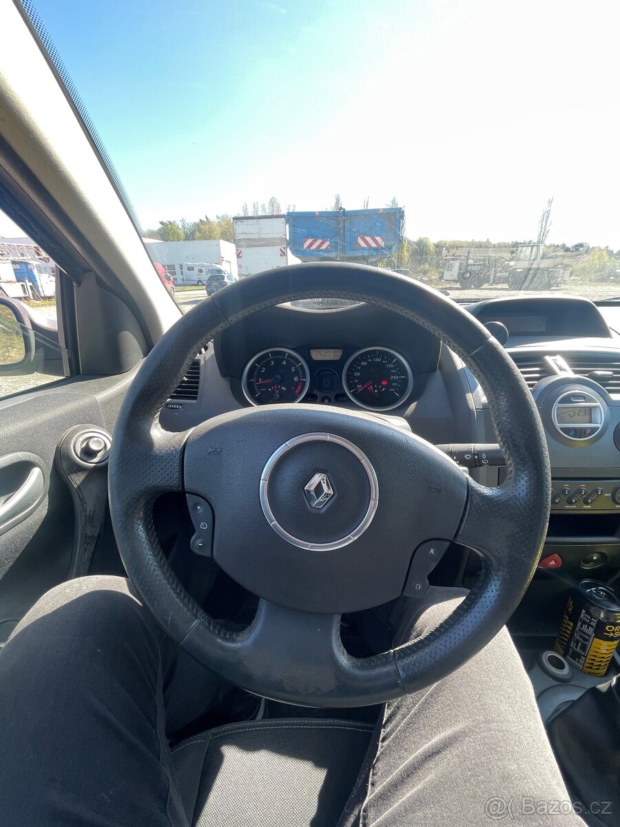 Renault Megane II - 5